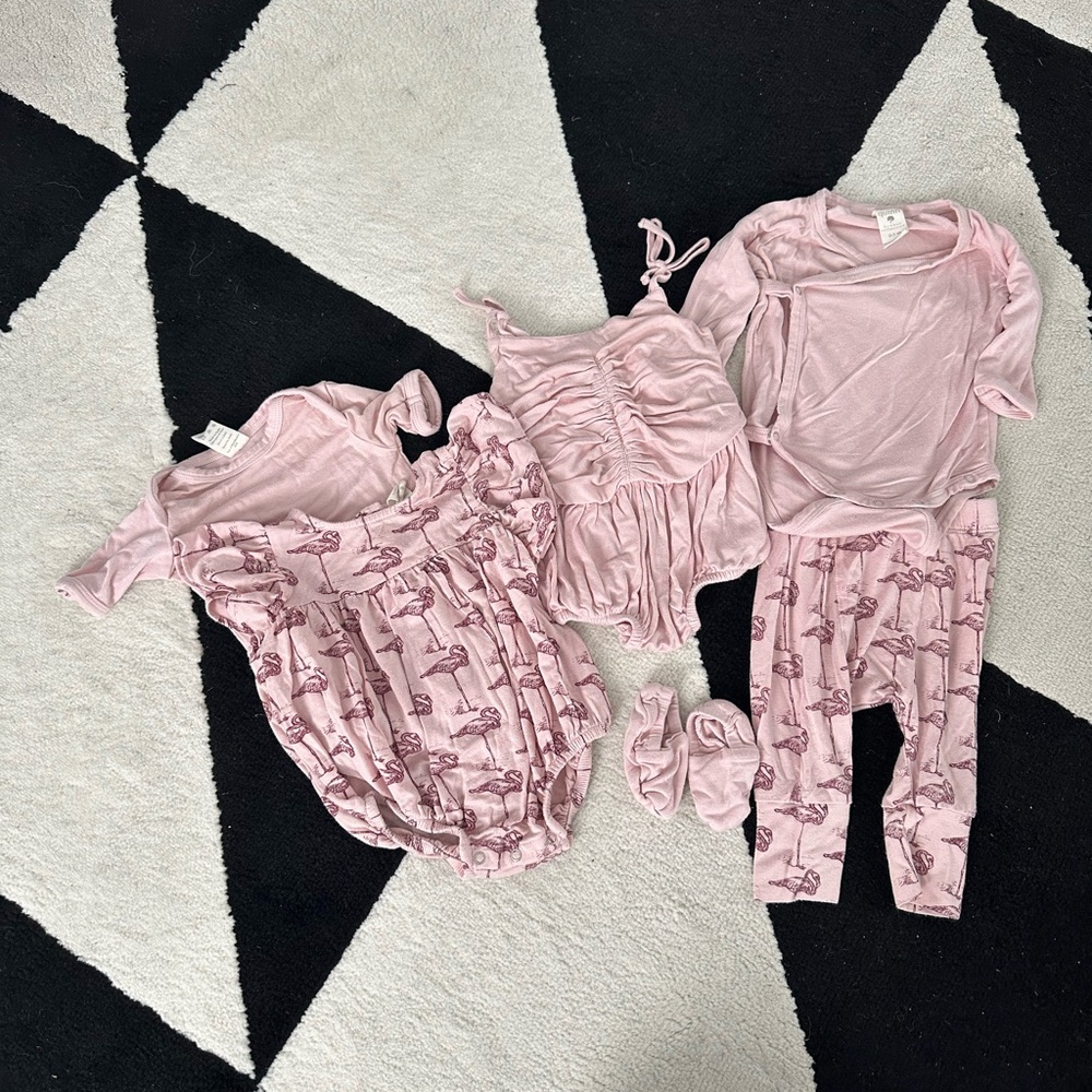 Kate Quinn Pink Flamingo Bundle - Picture 7 of 7